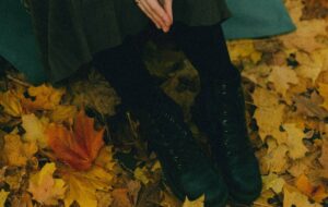 Jakie buty do czarnych rajstop