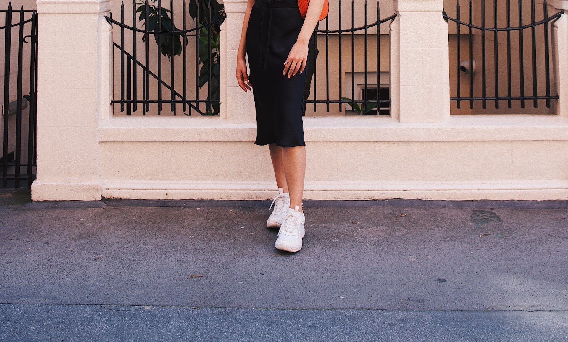 Rajstopy matowe w sportowej garderobie