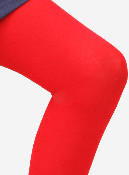 Czerwone rajstopy dziecięce