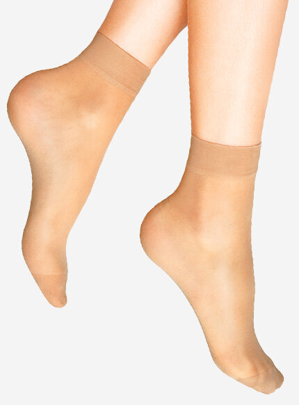 Delikatne i eleganckie skarpetki w neutralnym odcieniu