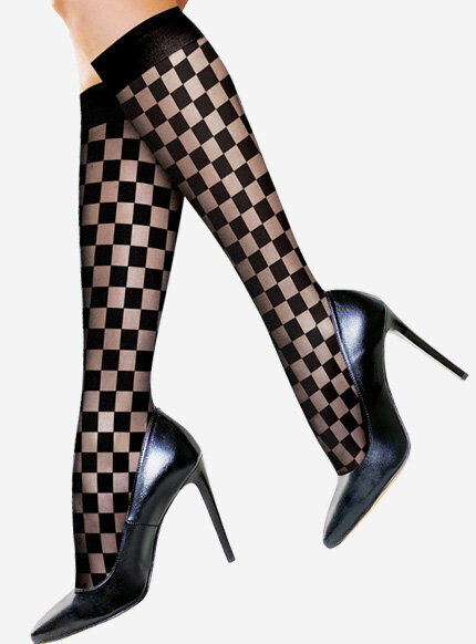 Podkolanówki z motywem kwadratowej siatki