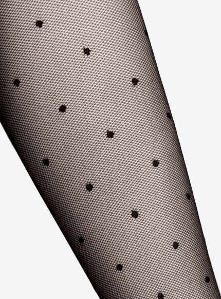 Czarne rajstopy w kropki